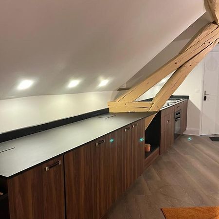 Romain - Appartement A Реймс Экстерьер фото