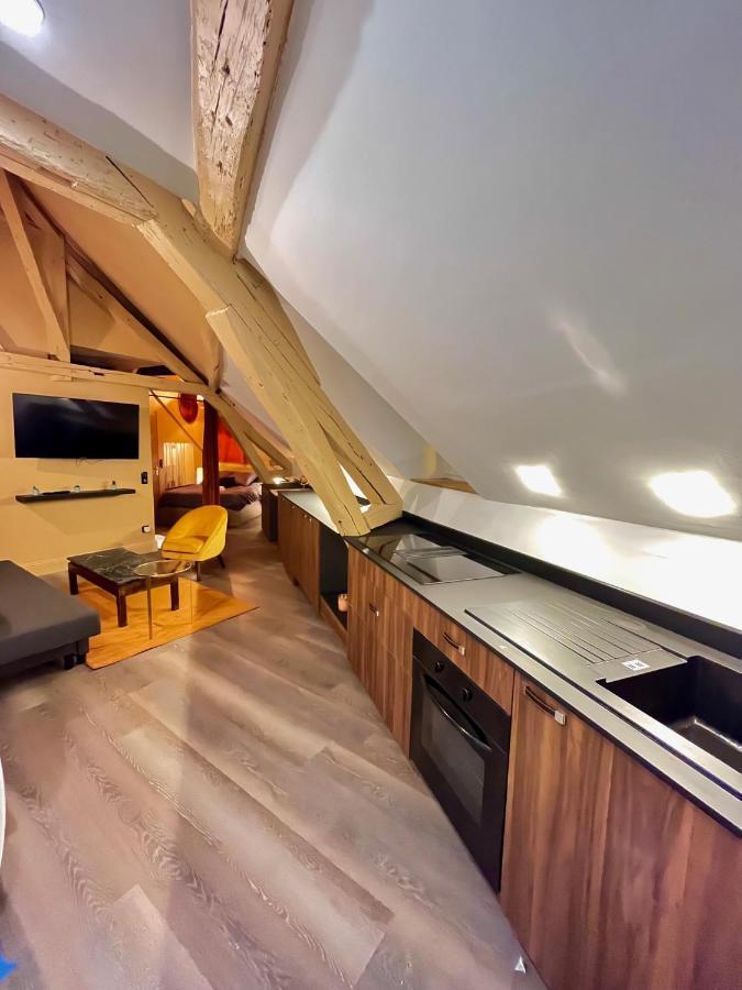 Romain - Appartement A Реймс Экстерьер фото